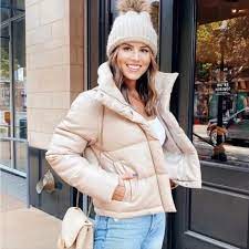 Best Travel and Style Tips for Women in 2025: